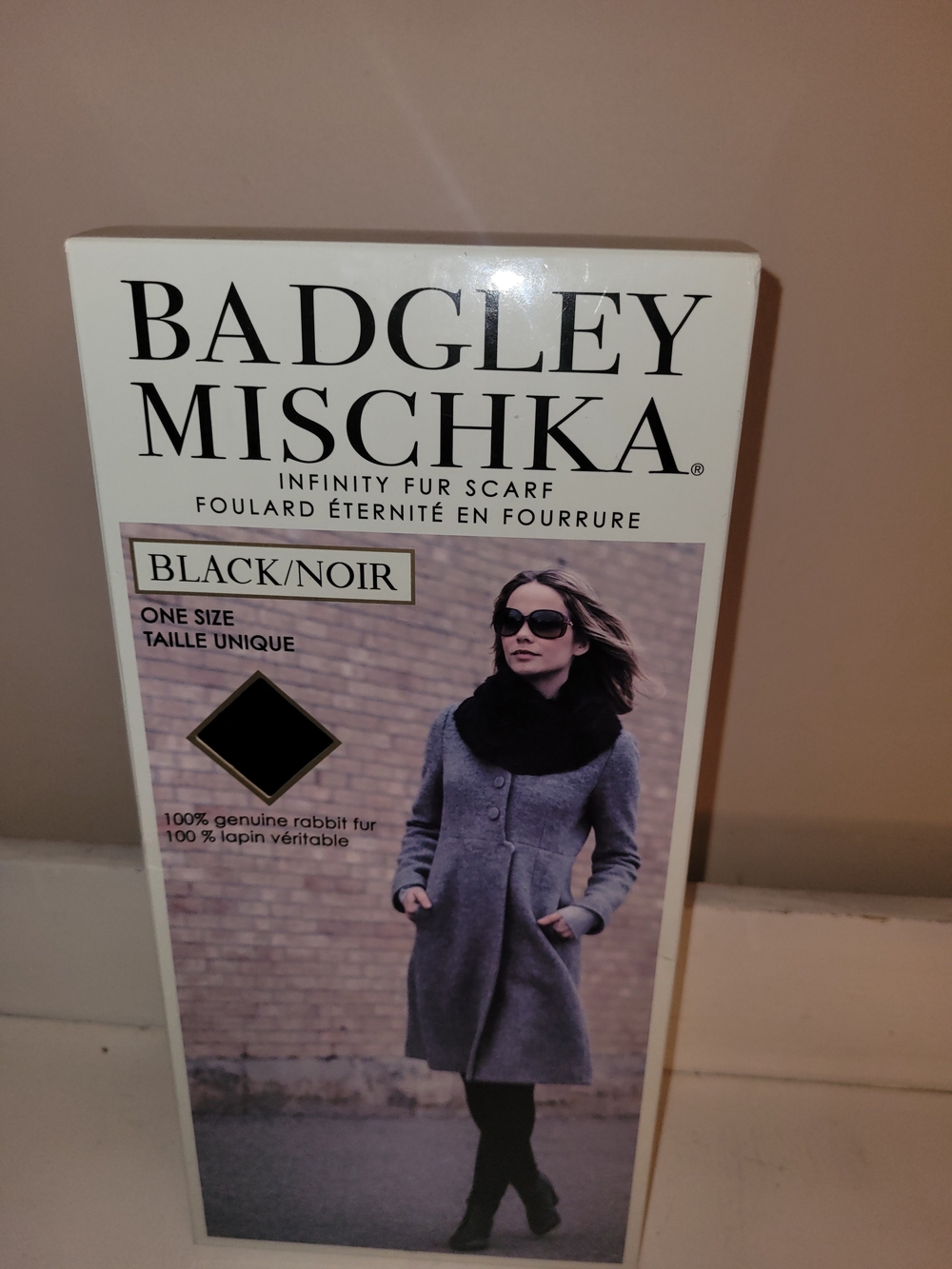 Badgley Mischka Infinity Fur Scarf - Black